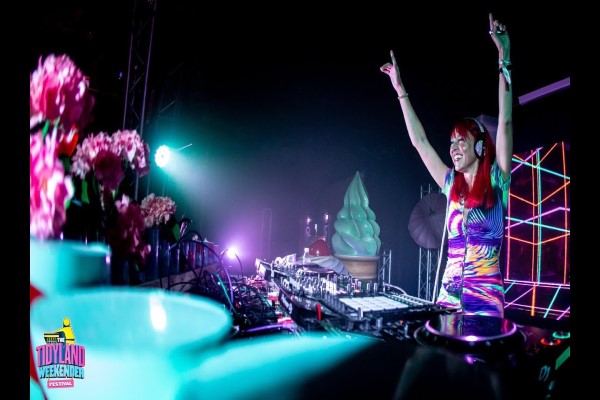 Lisa Pin-Up Live Hard House & Hard Dance DJ-Sets Compilation (2016 - 2025)