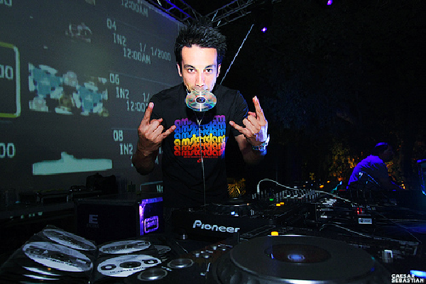 Laidback Luke Live Electro House & EDM DJ-Sets Compilation (2006 - 2023)