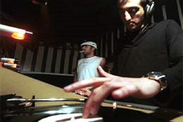 Low End Specialists Live House DJ-Sets Compilation (2002 - 2006)